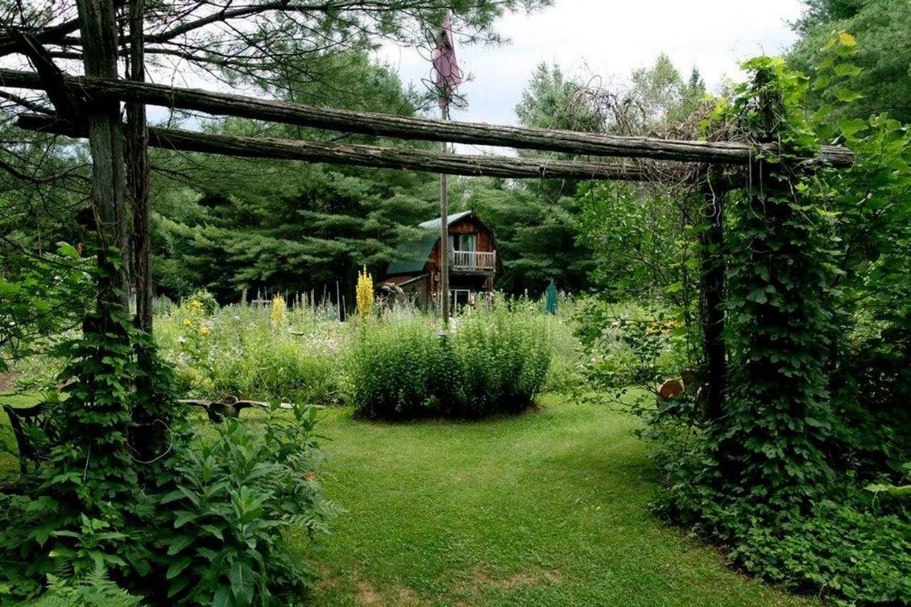 Bed and Breakfast Jardins de l'Achillée Millefeuille à La Conception Extérieur photo